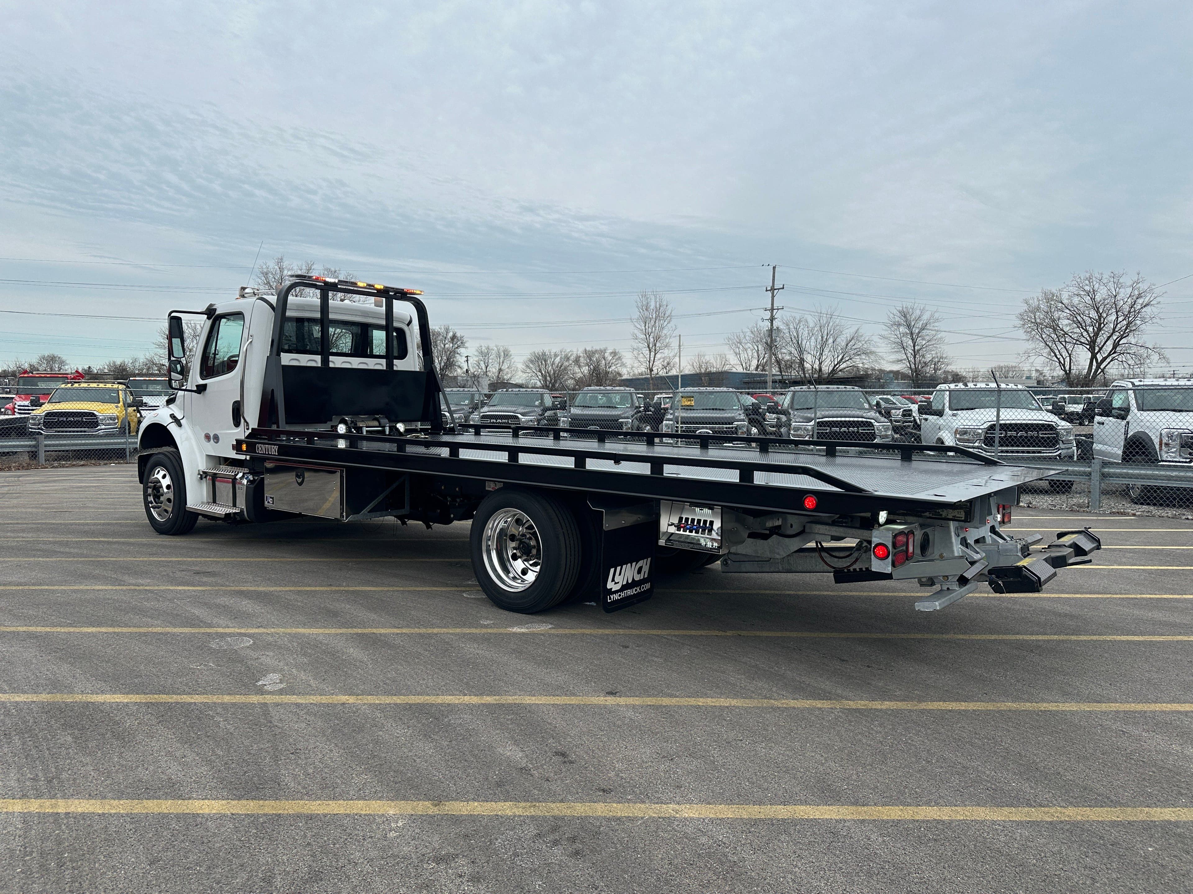 2025 Freightliner M2 106 Medium Duty CENTURY 21.5' STEEL CARRIER  (SK#: 6109C) image 3