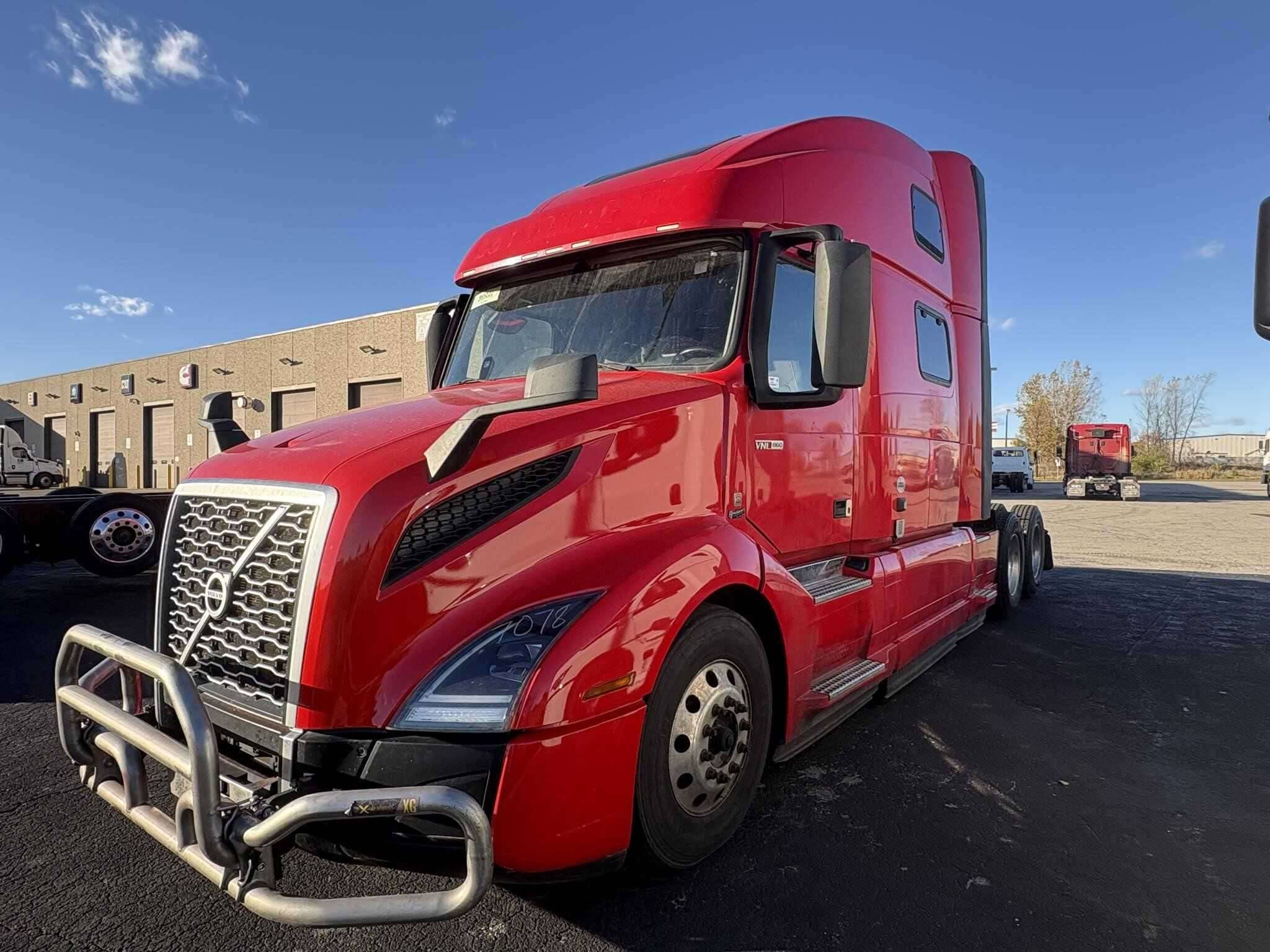2022 Volvo VNL image 1