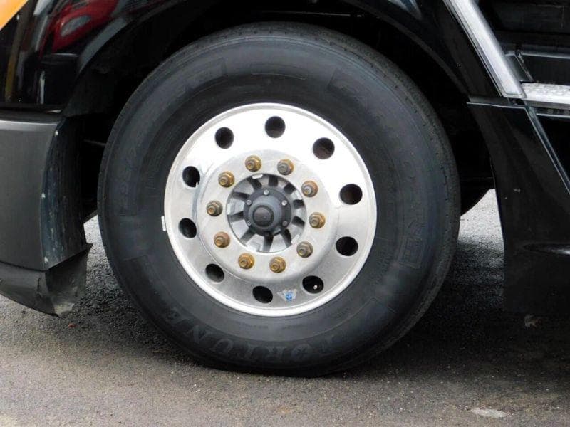 2023 Kenworth T600 image 13