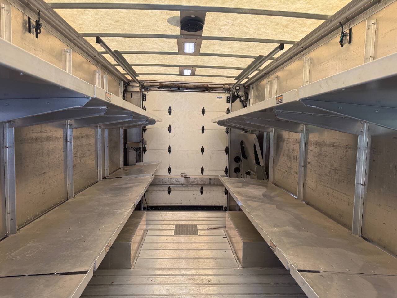 2020 Ford Stripped Chassis image 11