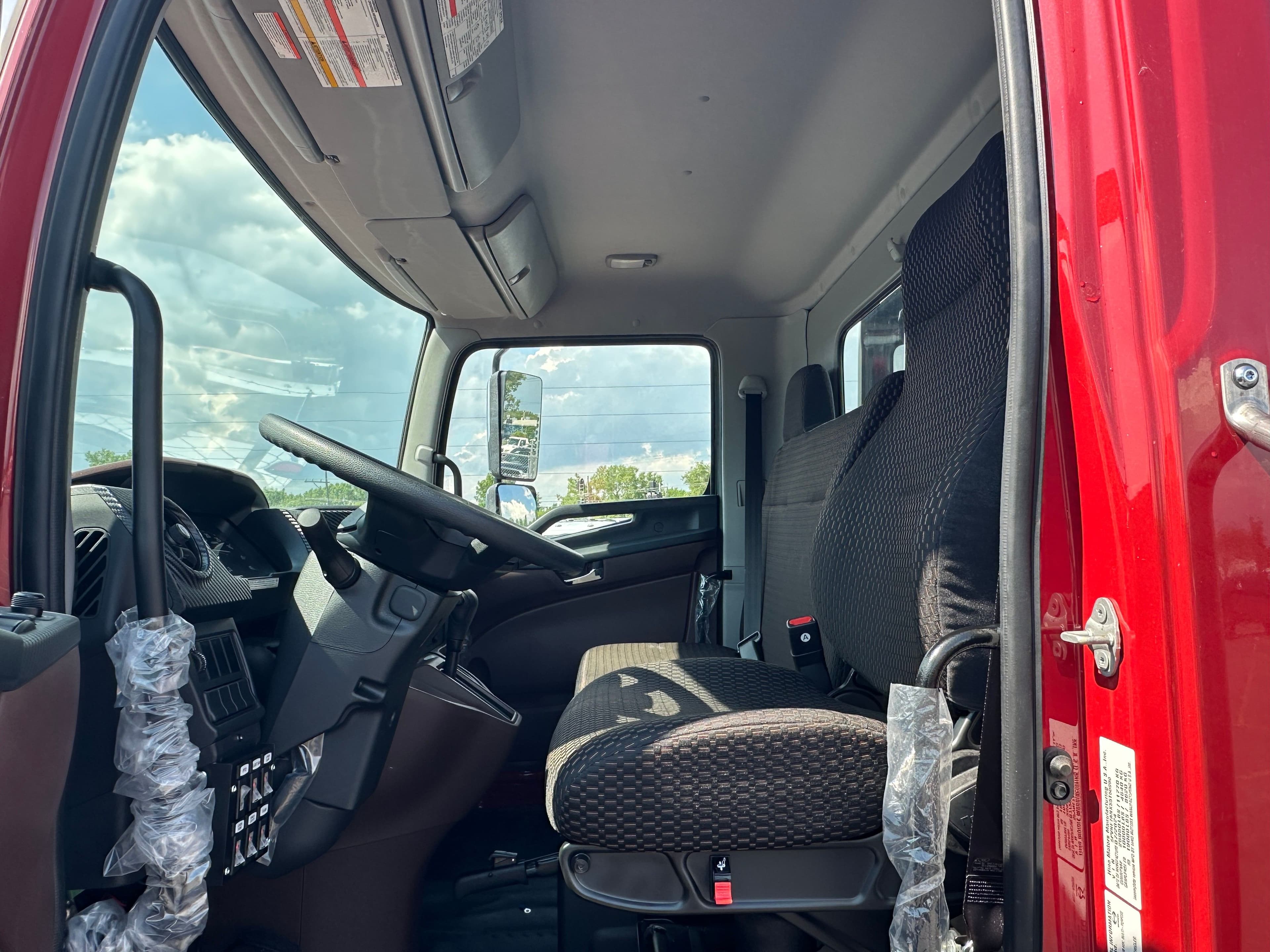 2025 Hino L6 WITH A CENTURY 21.5' STEEL CARRIER  (SK#: 6239C) image 13