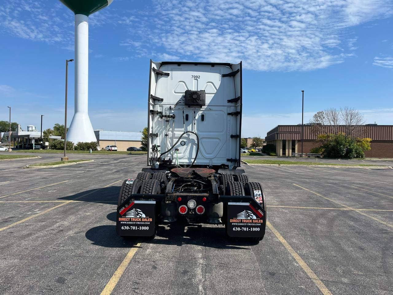 2023 Freightliner #1179 image 5