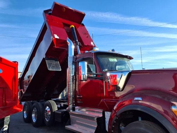 2025 Kenworth W990 image 20