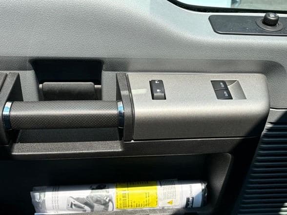 2025 Ford F650 SD image 6