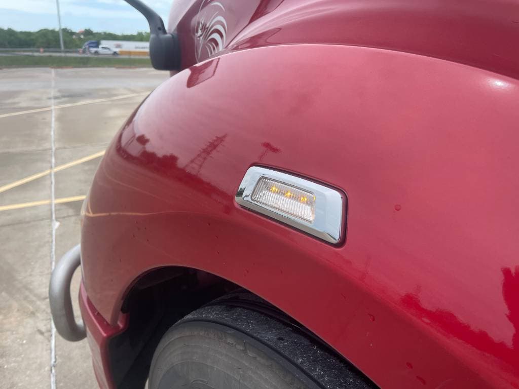 2021 Kenworth T680 image 8