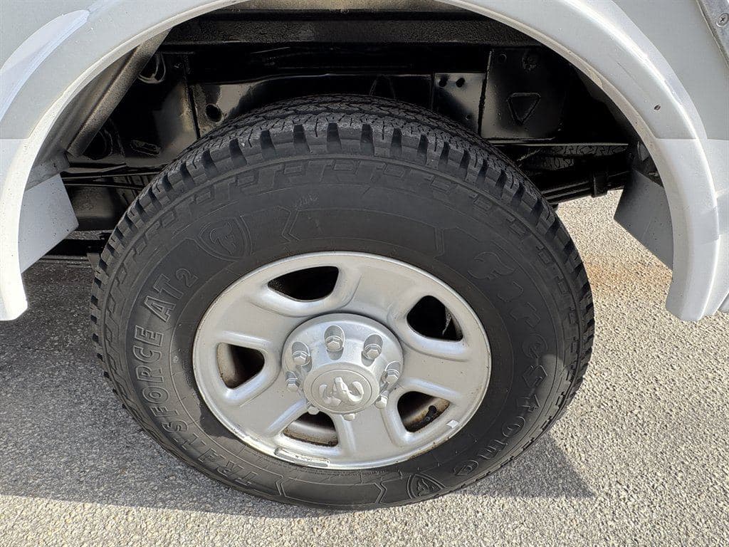 2016 Ram 3500 Tradesman image 34