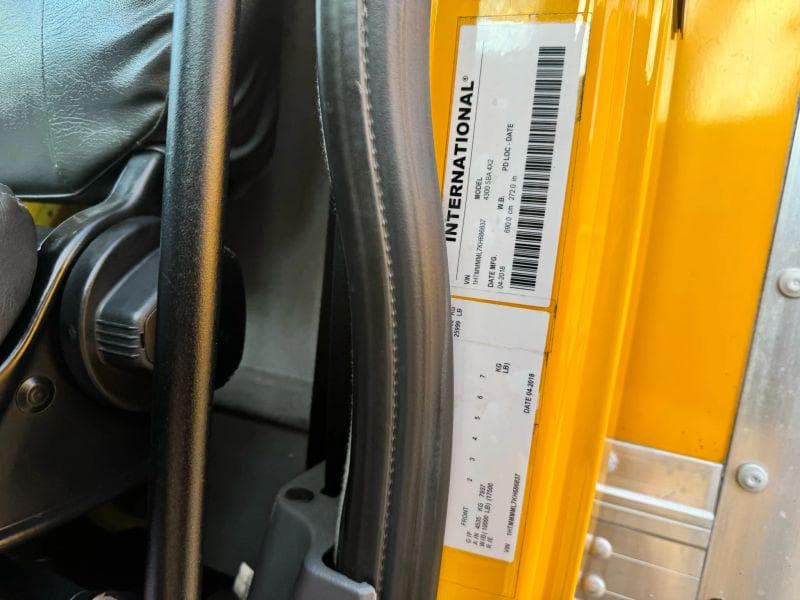 2019 International 4300 image 32