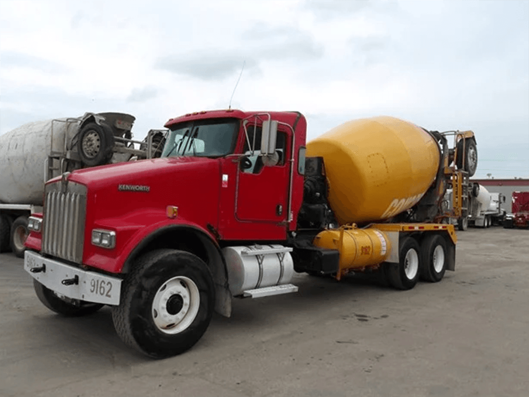 2017 Kenworth W9 Series image 1