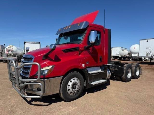 2020 Freightliner Cascadia 126 Day Cab Truck - Detroit 450HP, 12 Speed Dt12 Amt image 1