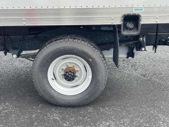 2024 Ford E350 image 9