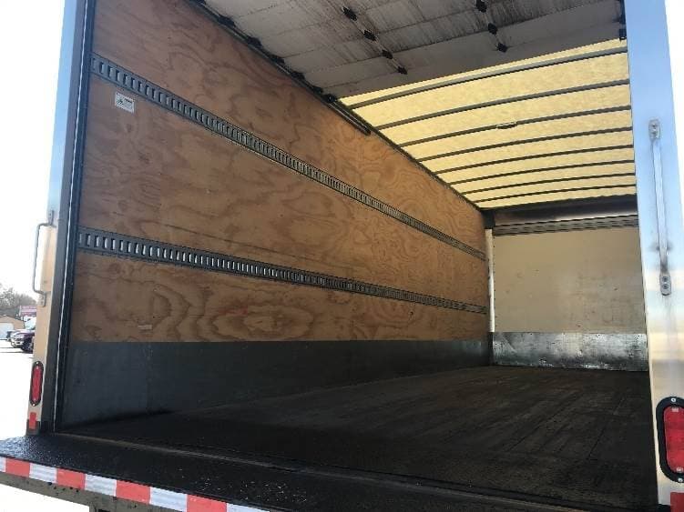 2022 International MV607 Box Truck - 220HP, 6 Speed Automatic, Roll up Door image 10