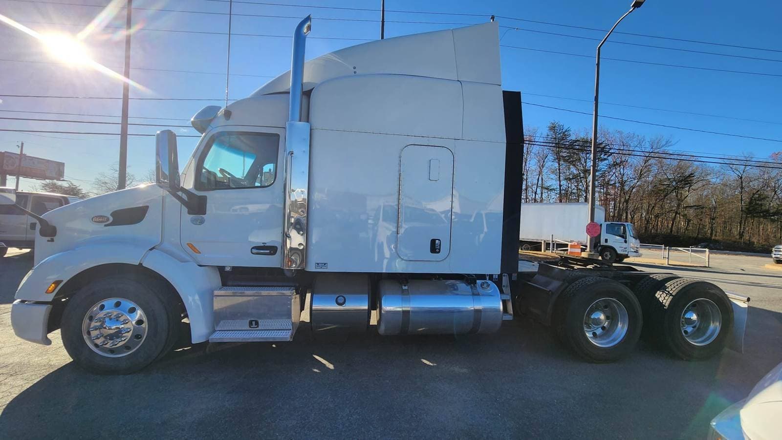 2014 Peterbilt 365 image 1