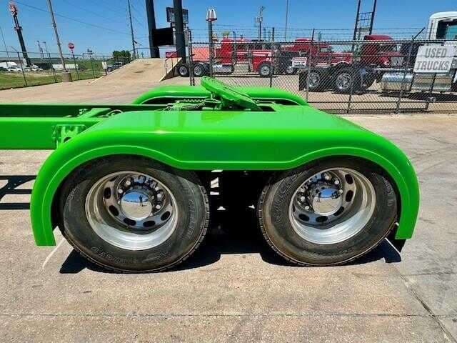 2020 Peterbilt 579 image 10