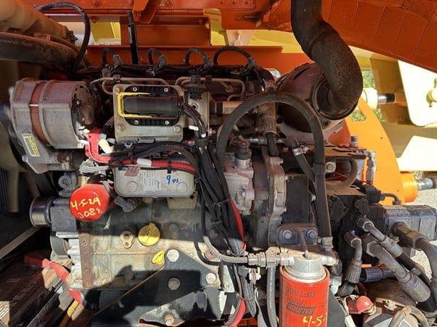 2014 JLG 450AJ image 7