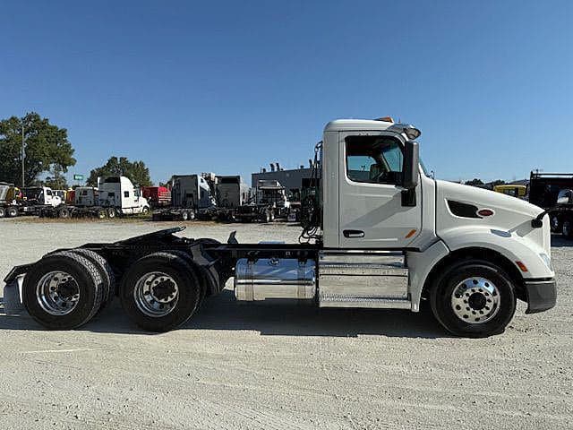 2021 Peterbilt 579 image 5