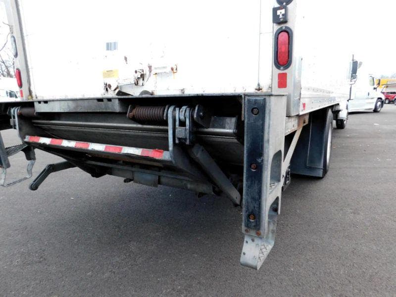 2018 Freightliner Cascadia 125 image 32