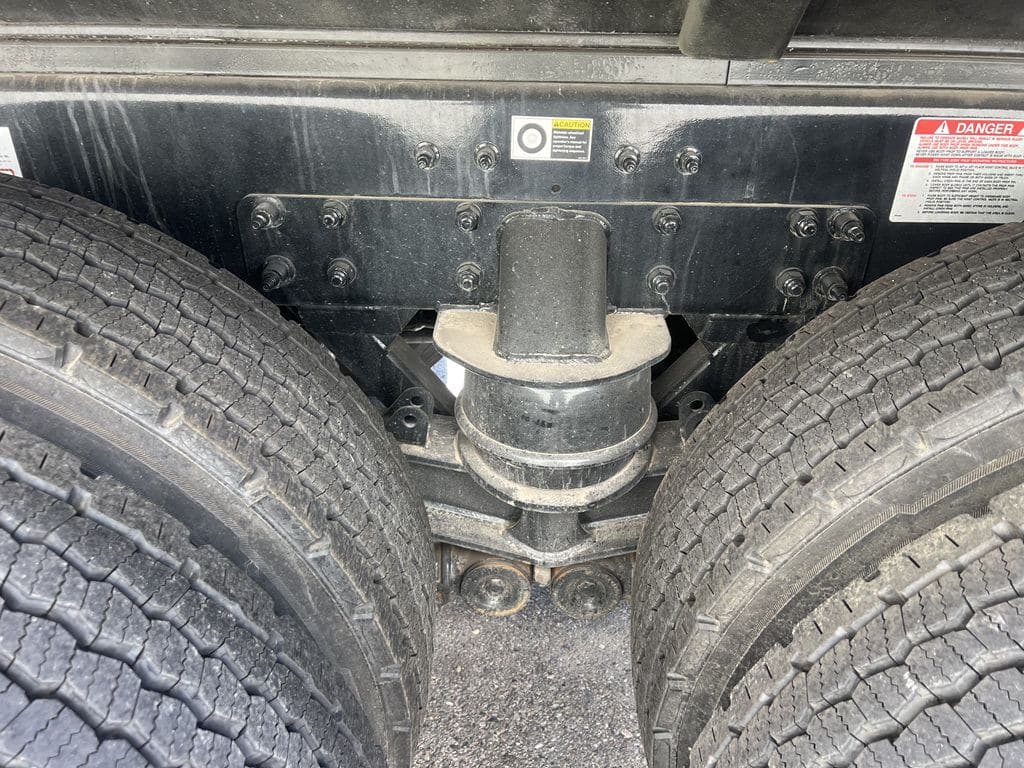 New 2026 KENWORTH T880S image 4