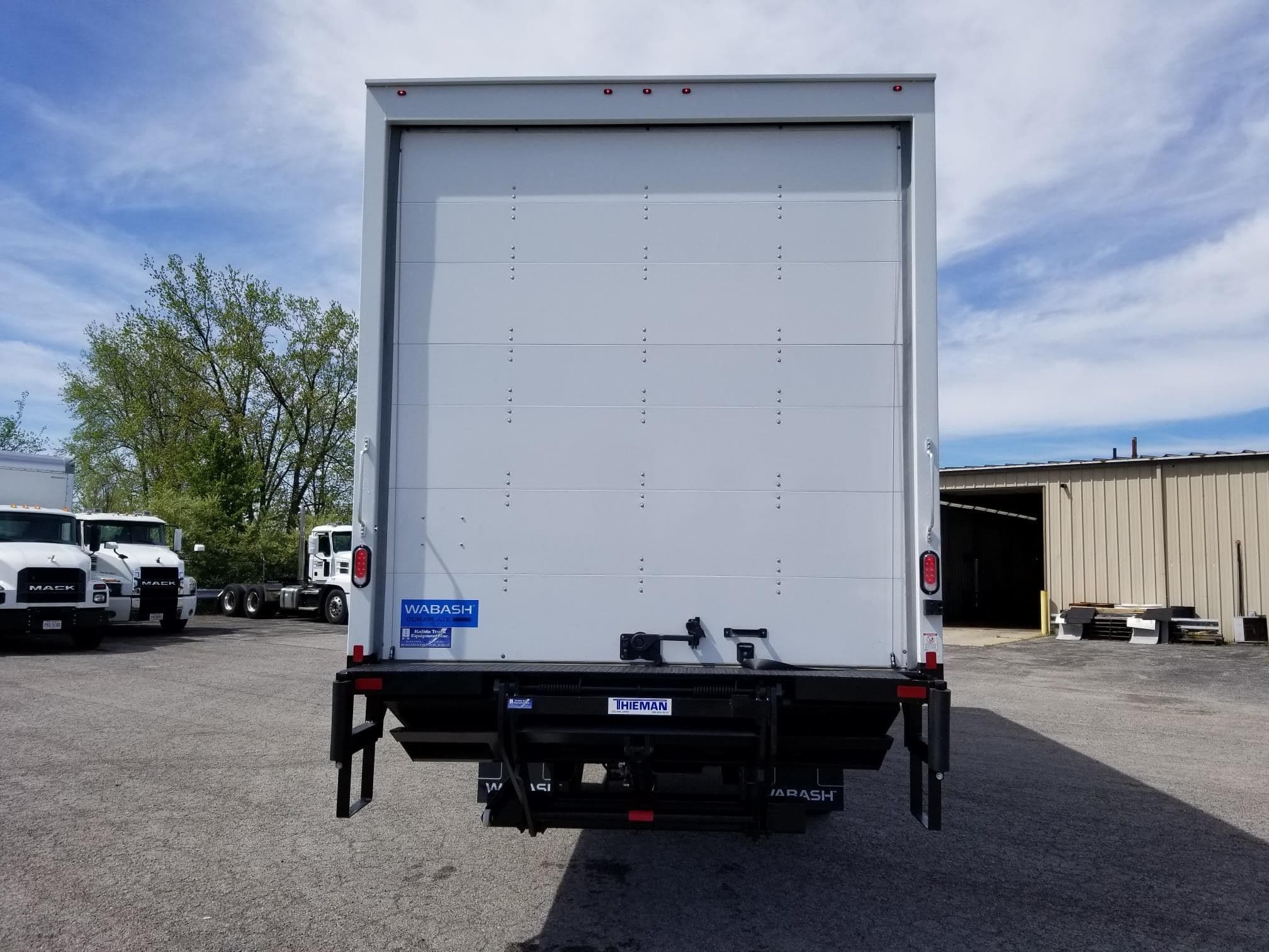 2024 HINO L6 118525 image 3