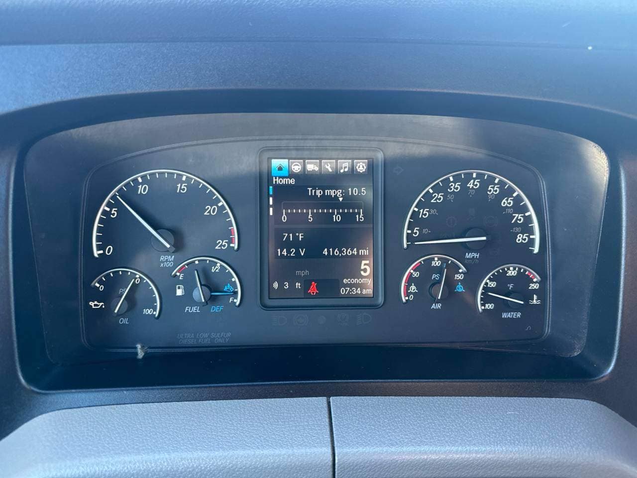 2022 Freightliner Cascadia 126 image 12