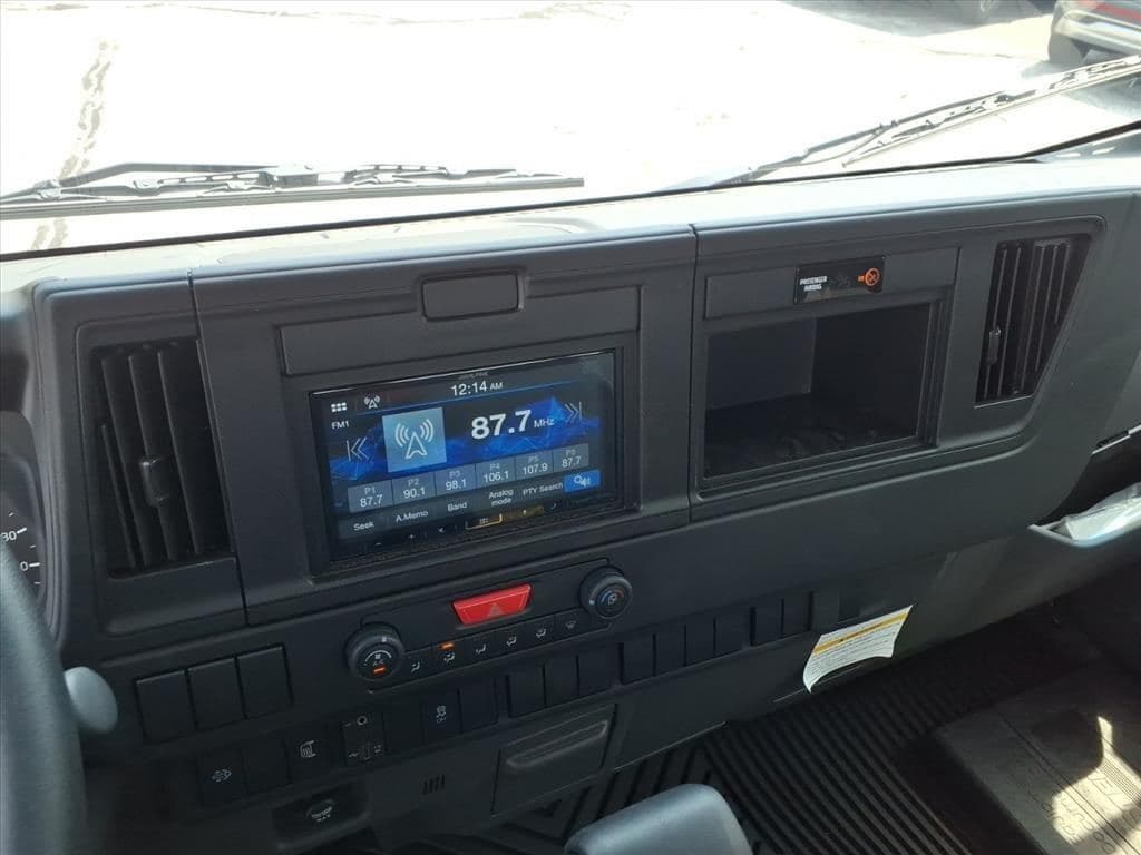 2026 Isuzu NRR image 14