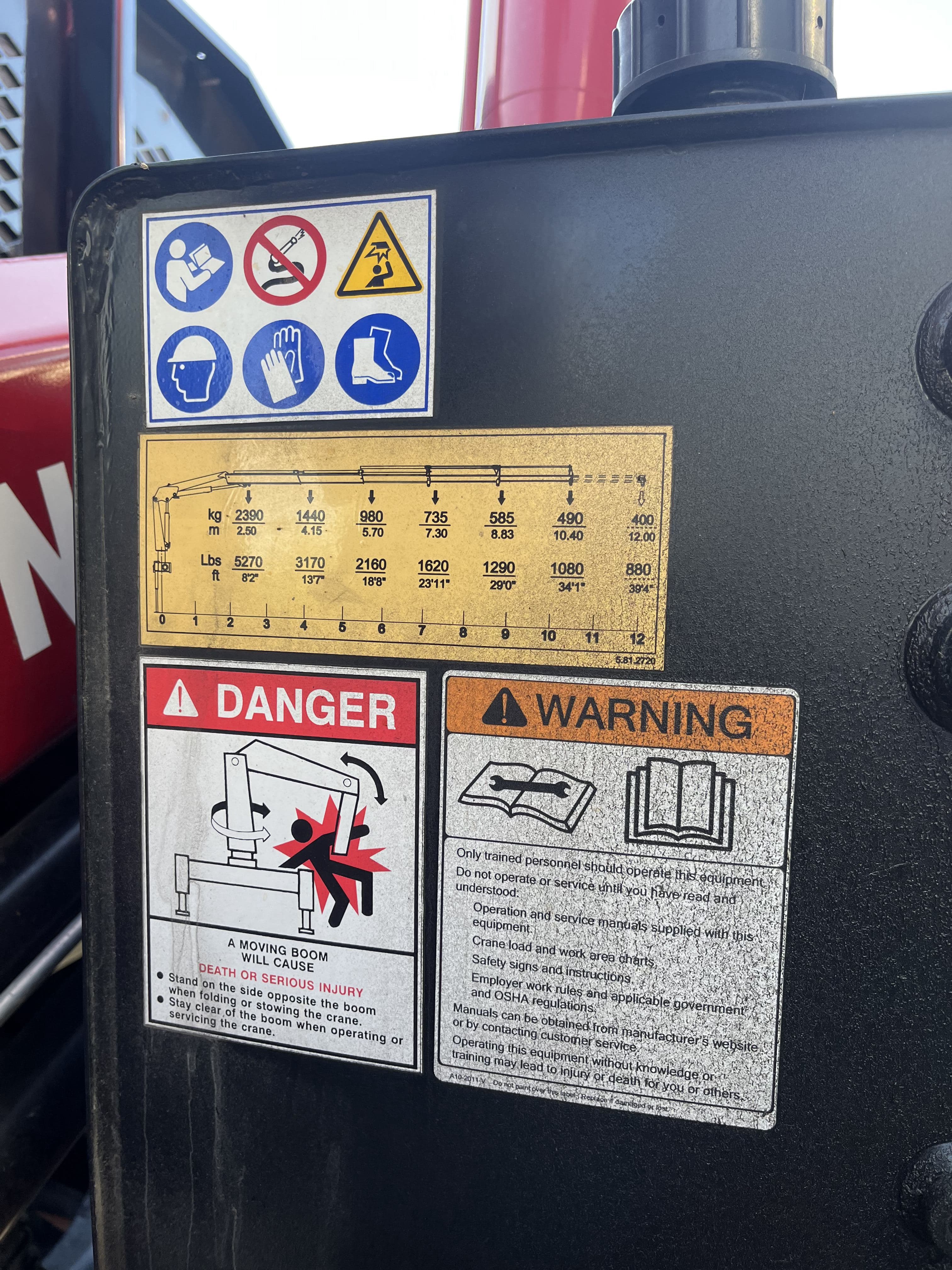 2014 International 4300 Knuckleboom Mounted Crane image 24