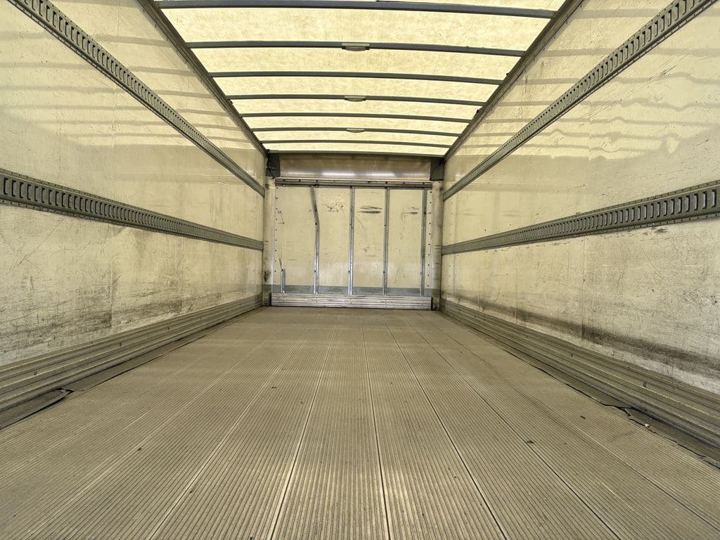 Used 2021 KENWORTH T270 image 19