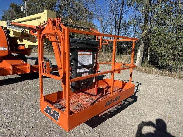 2014 JLG 450AJ image 5