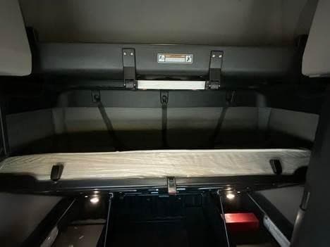 2020 Freightliner Cascadia image 10