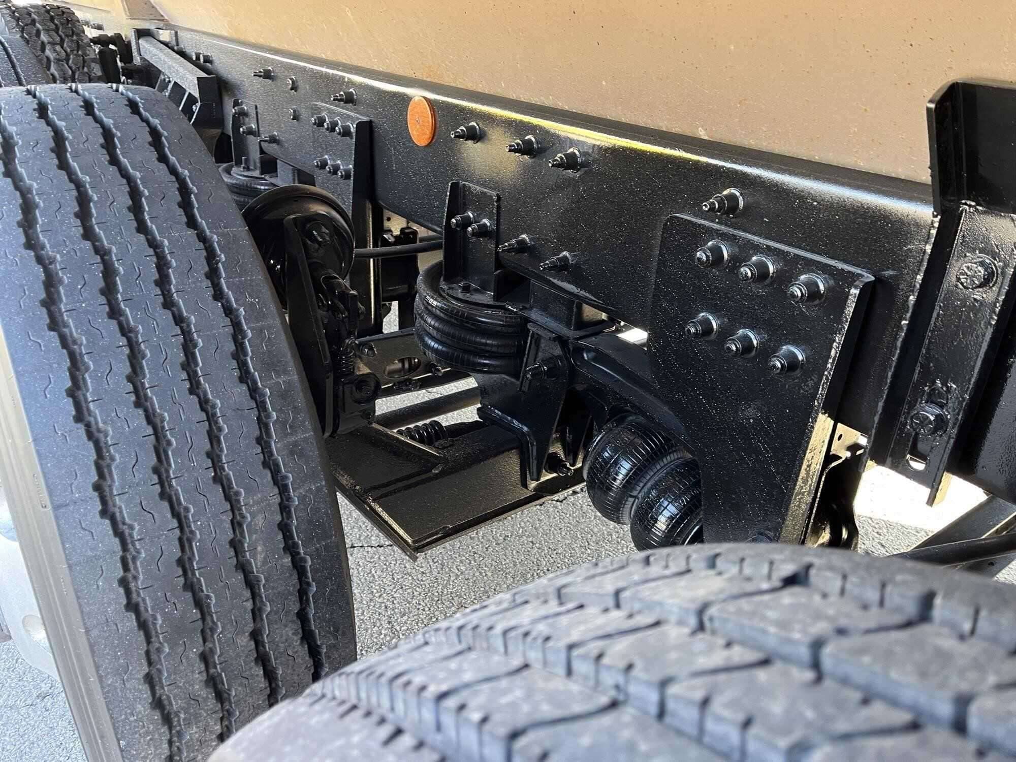 2020 Kenworth T880 image 11