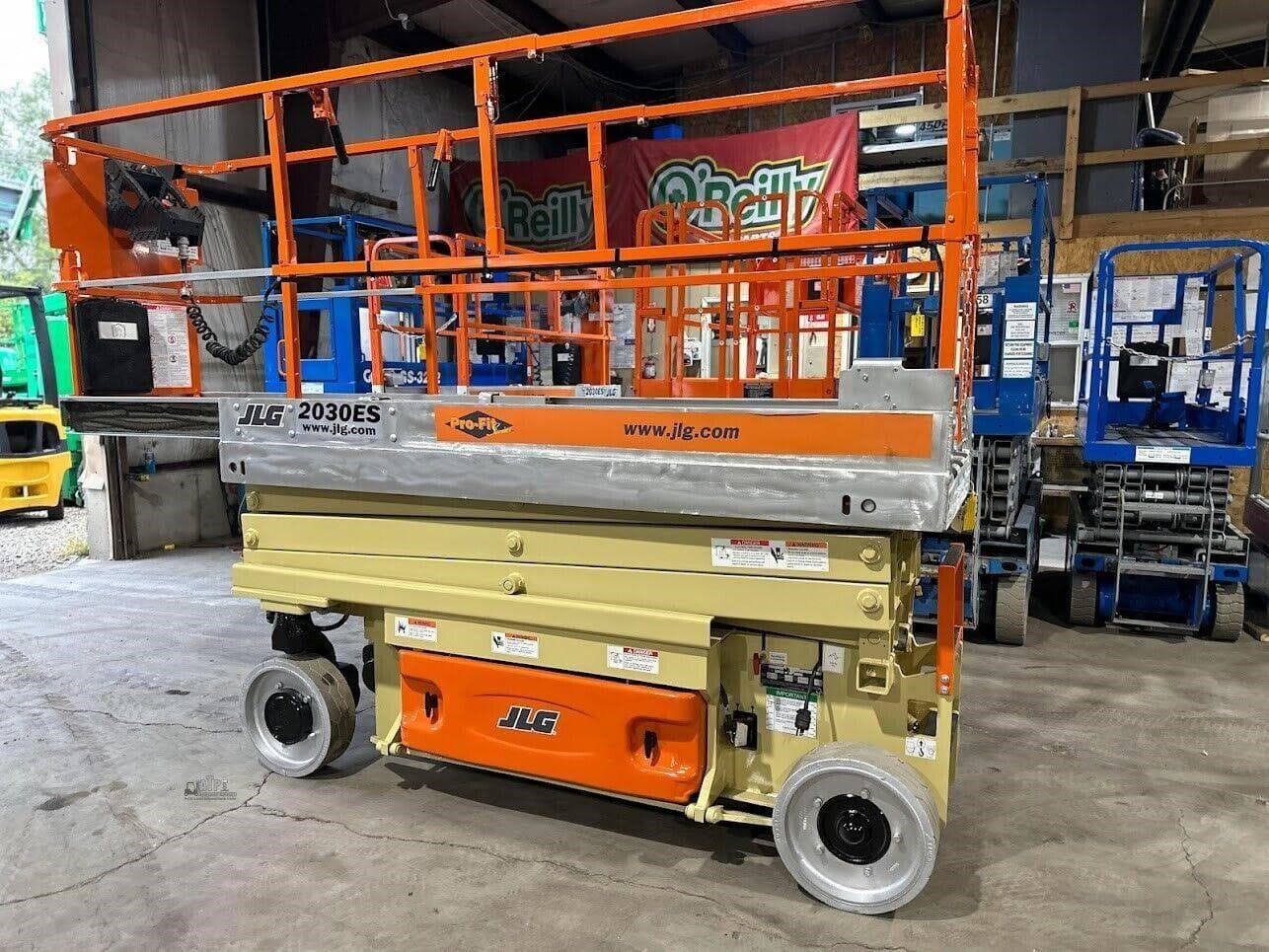 2015 JLG 2030ES image 13