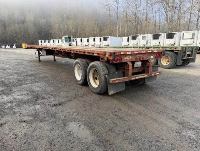1998 Great Dane 48x96 Steel Flatbed Trailer - Spring, Sliding Axle image 2