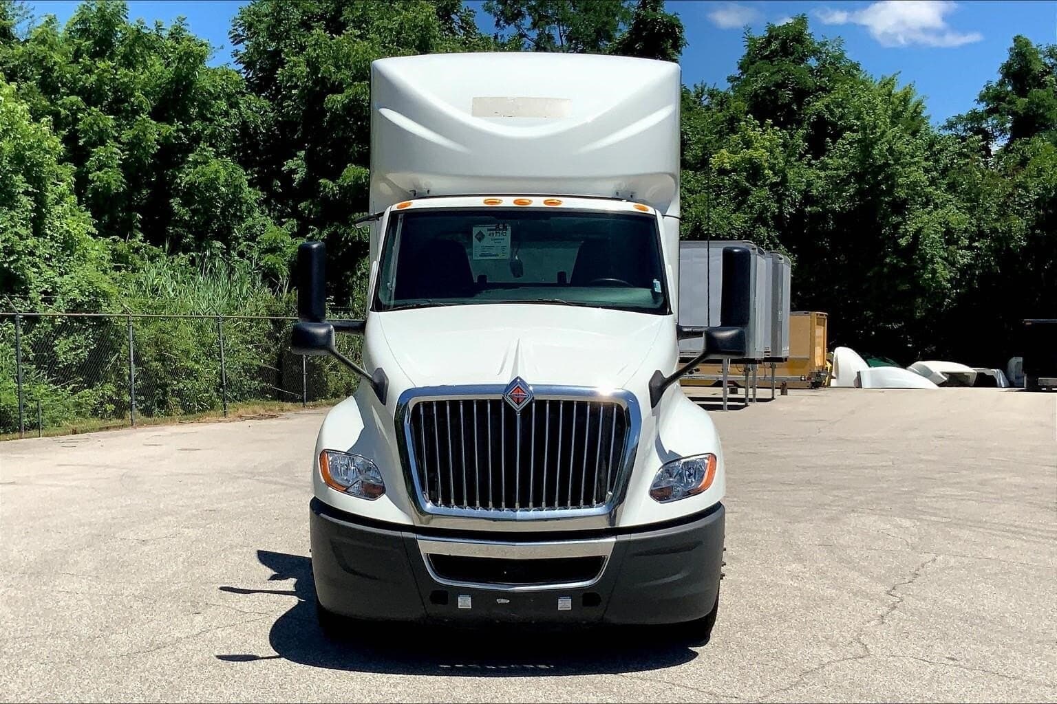 Used 2020 INTERNATIONAL Conventional - Day Cab - LT image 3