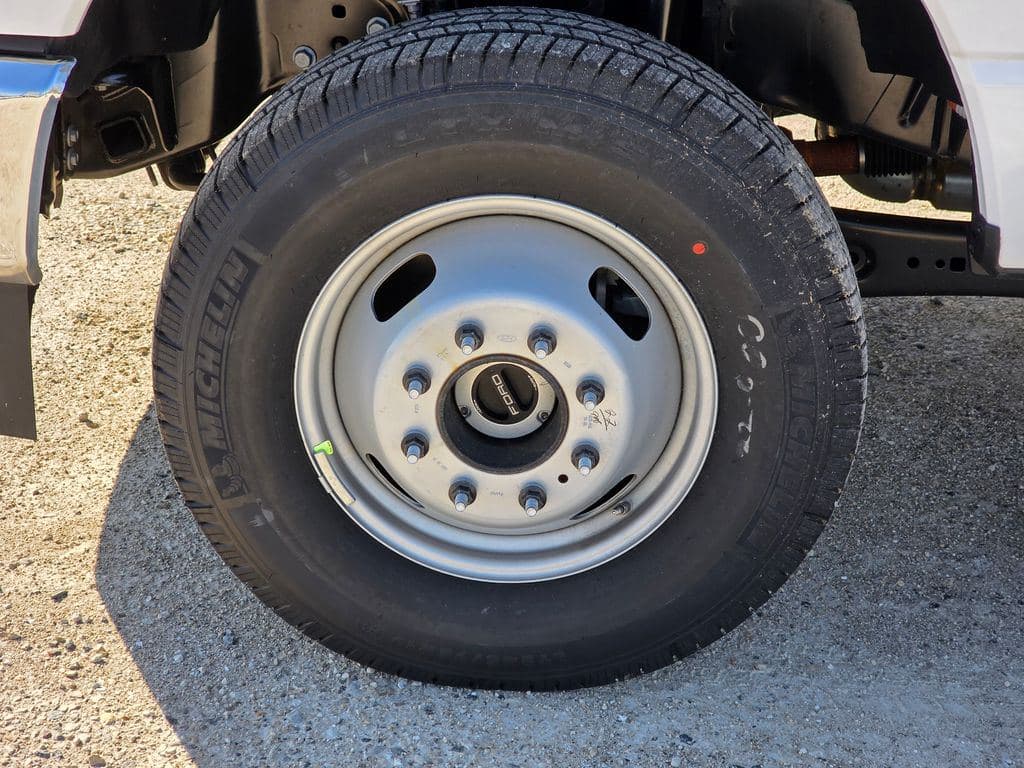 2026 Ford F-350SD XL Service Utility Body image 15