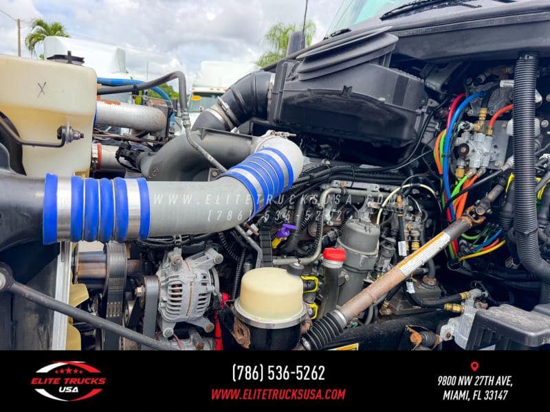 2017 Kenworth T680 image 37