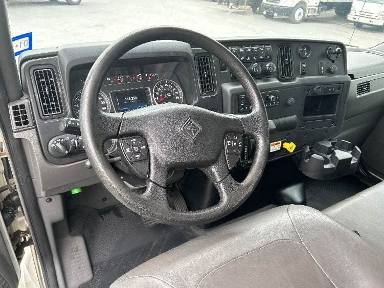 2022 International MV607 Box Truck - 220HP, 6 Speed Automatic, Roll up Door image 17