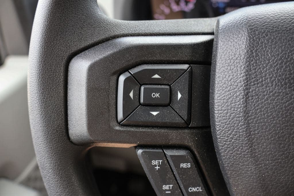 2026 Ford E-350SD Base Box Van image 28