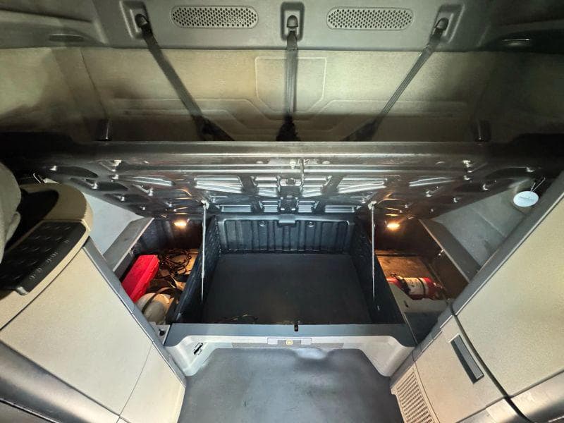 2016 Freightliner Cascadia image 25