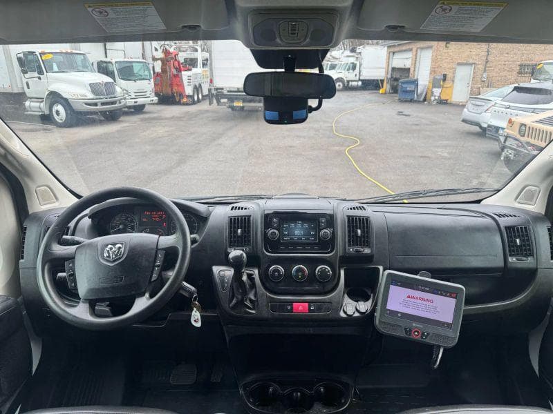 2019 Ram 1500 CLASSIC image 16