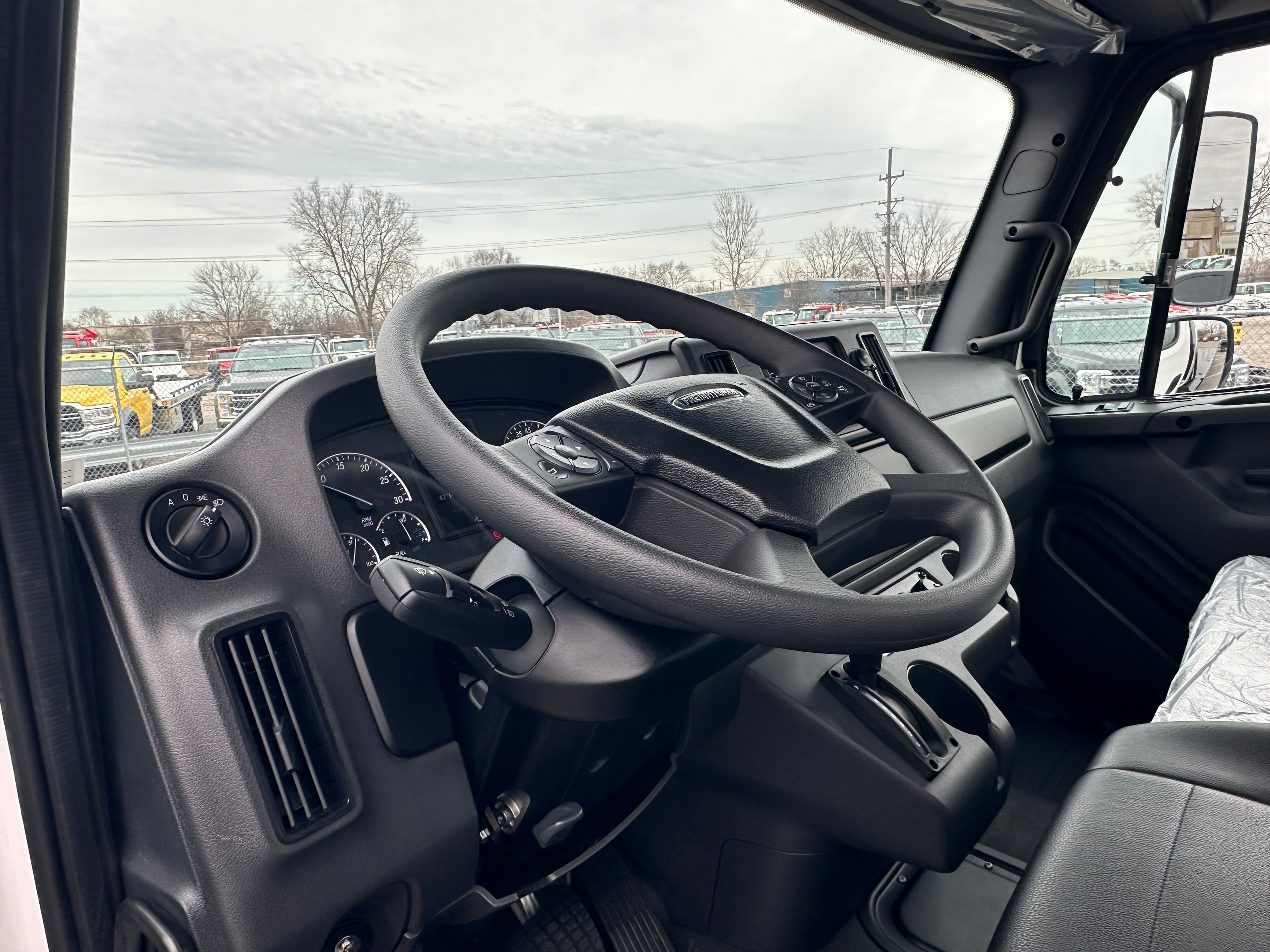 2025 Freightliner M2 106 Medium Duty CENTURY 21.5' STEEL CARRIER  (SK#: 6109C) image 10