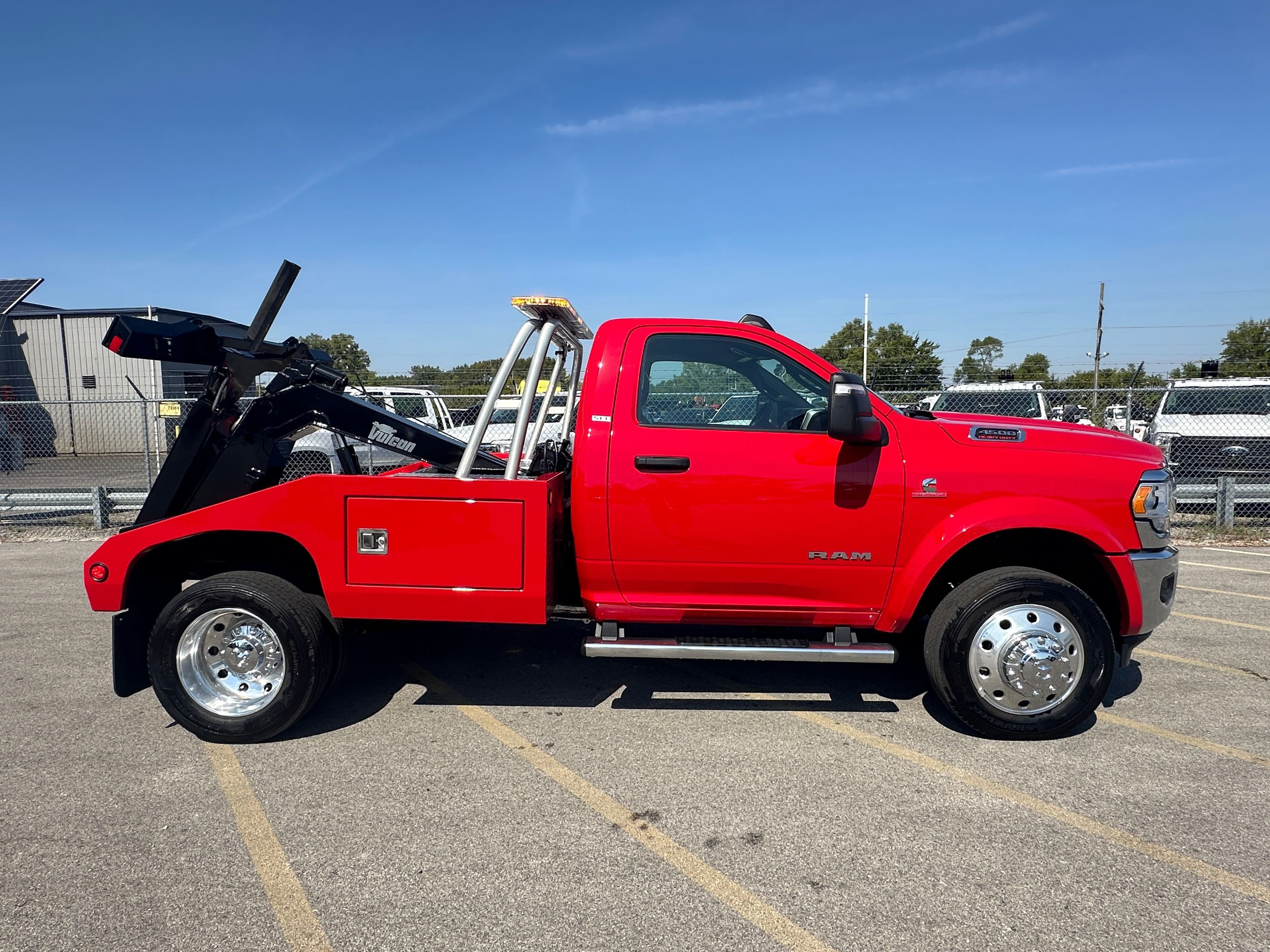 2024 Ram 4500 Chassis SLT *CALIFORNIA COMPLIANT* VULCAN 812*  (SK#: 5939C)  image 8