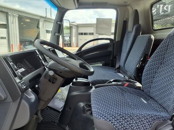 2026 Isuzu NPR HD image 16