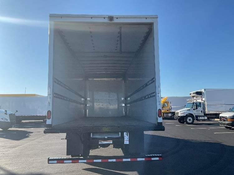 2022 International MV607 Box Truck - 220HP, 6 Speed Automatic, Roll up Door image 8