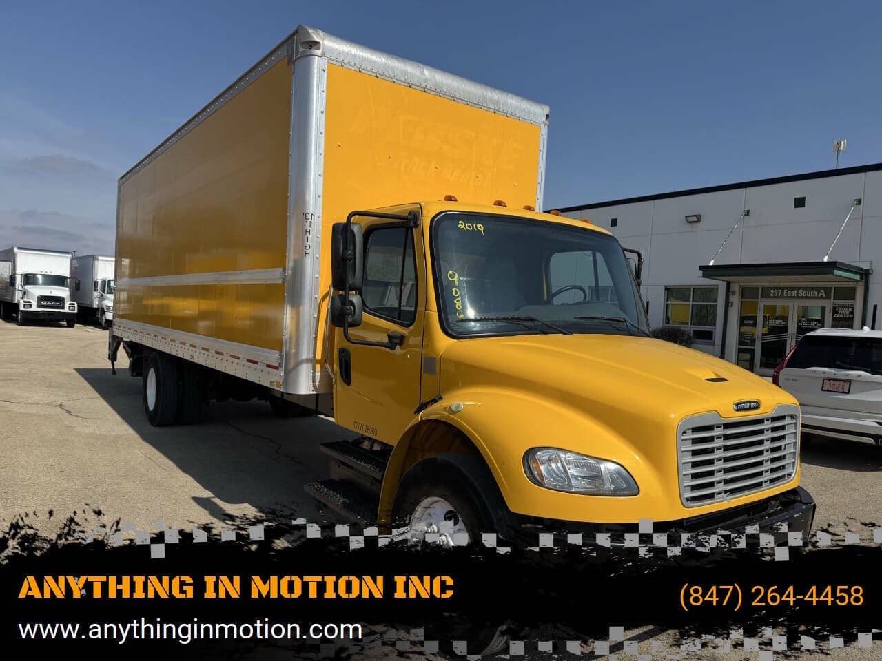 2019 Freightliner M2 106 image 1