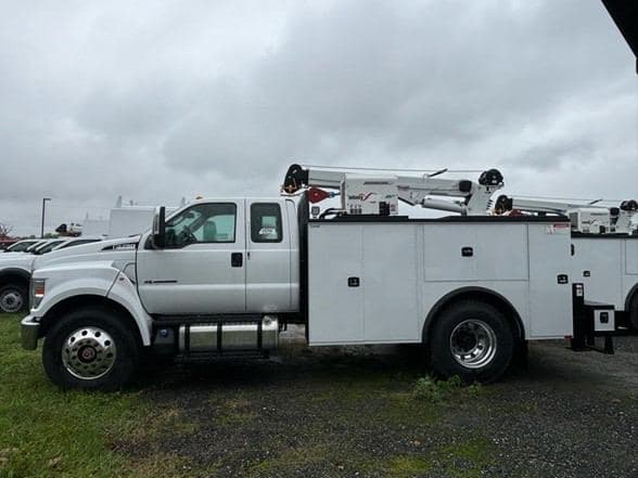 2025 Ford 4143D image 5