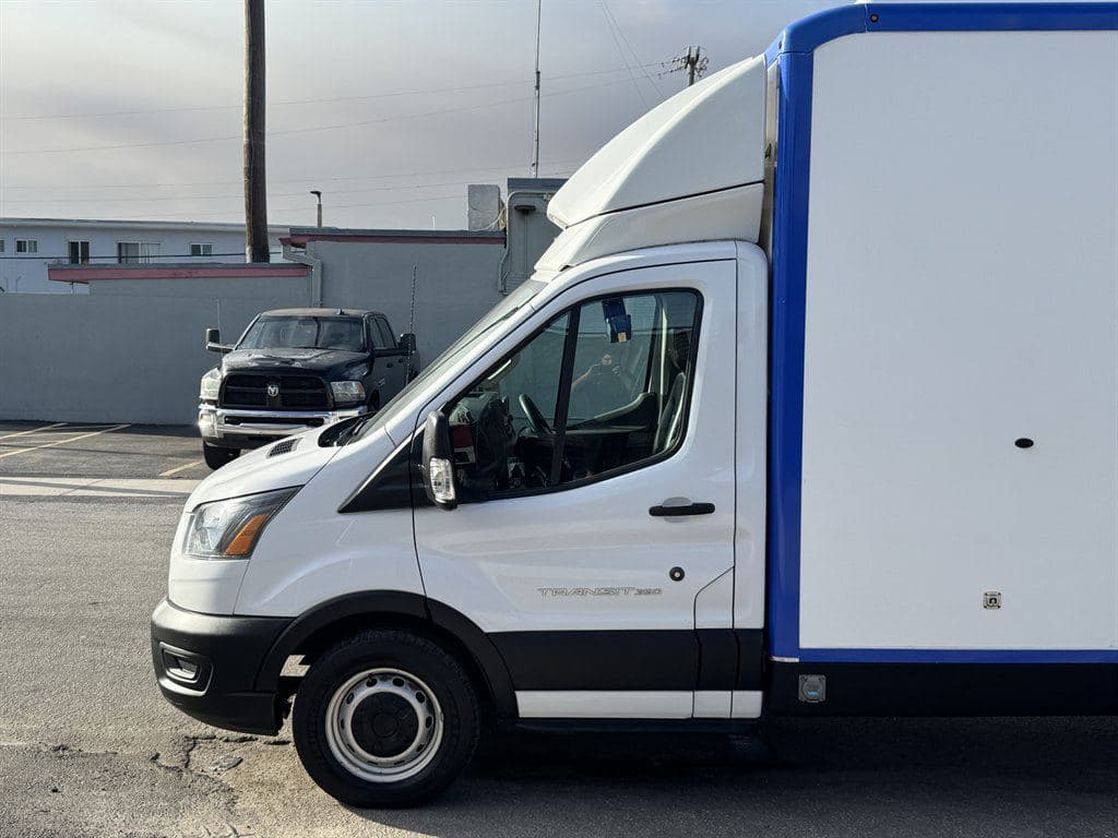 2023 Ford Transit T-350 image 6