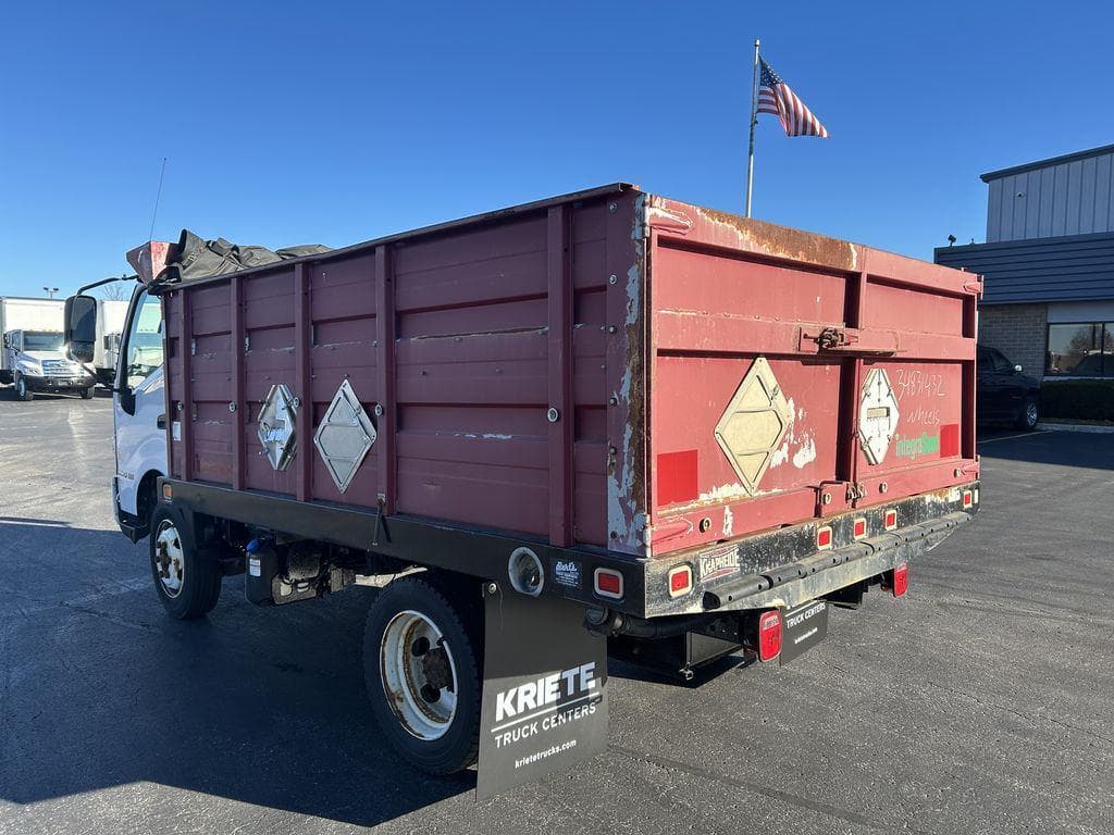 2018 Hino 195 image 3