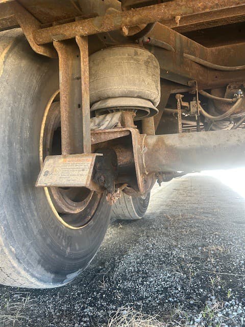 2012 Utility 4000D-X image 8