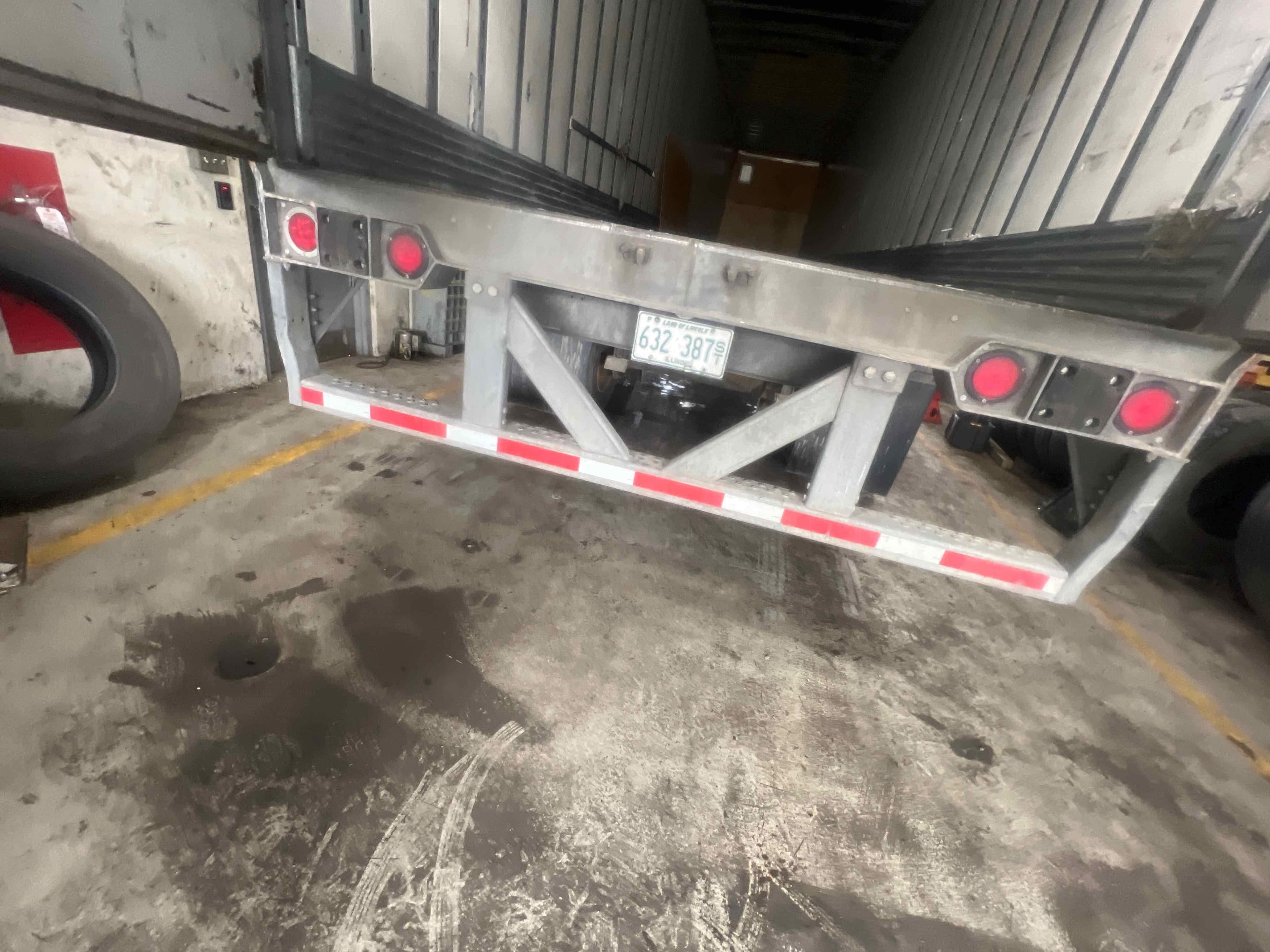 2018 Vanguard 53` Dry Van image 5