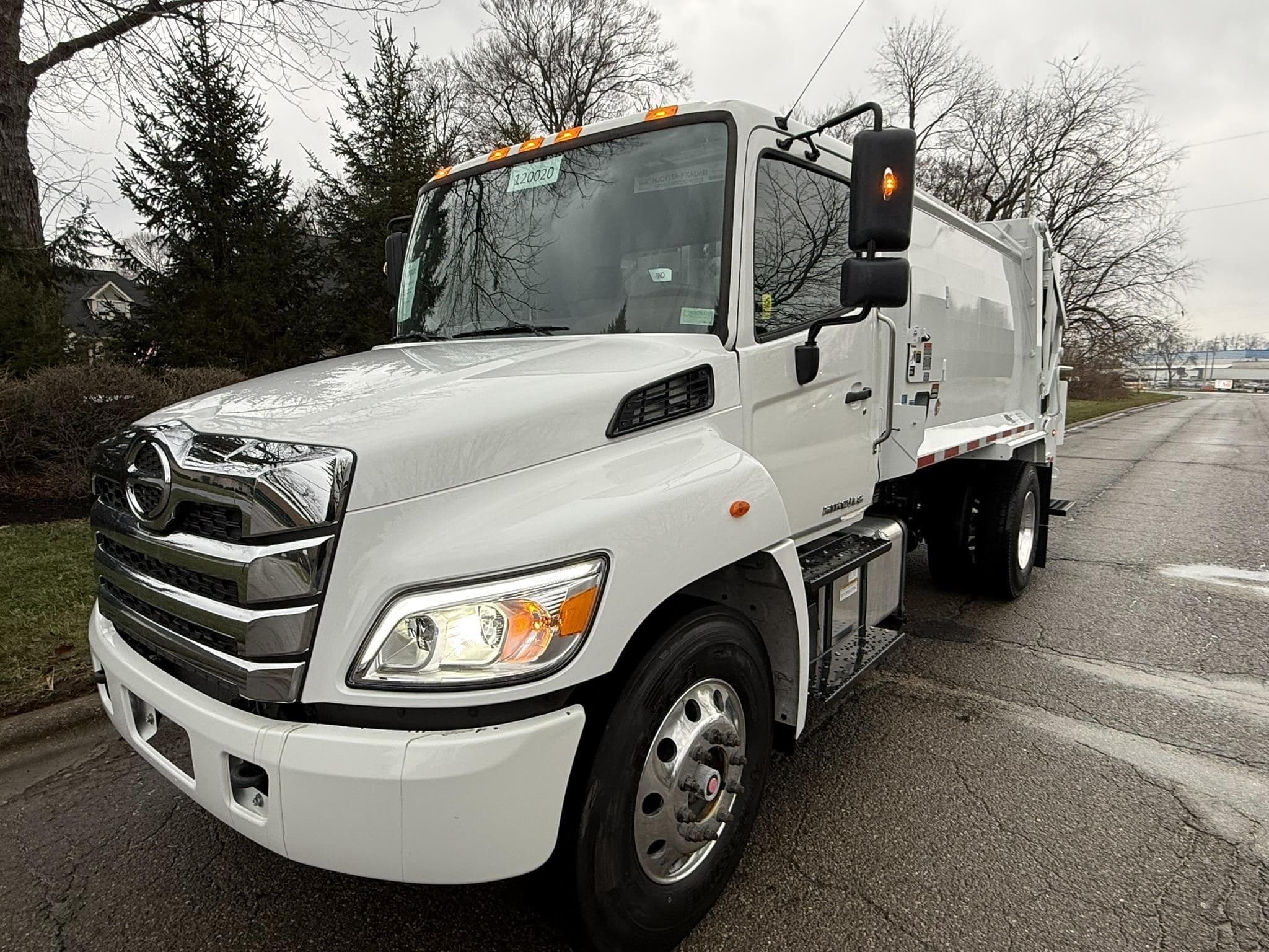 2025 HINO L6 120020 image 11