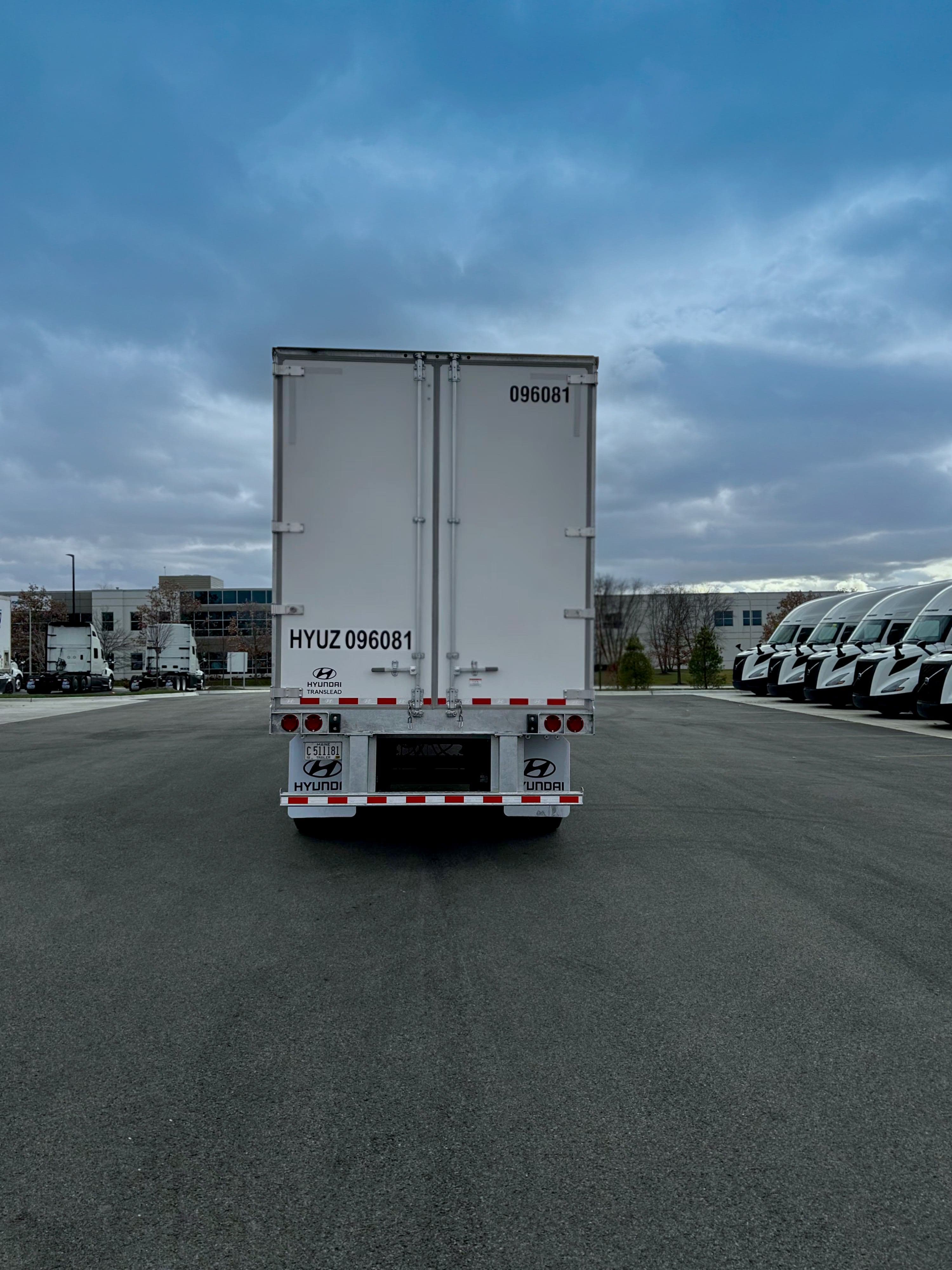 2026 Hyundai 53` Dry Van image 4